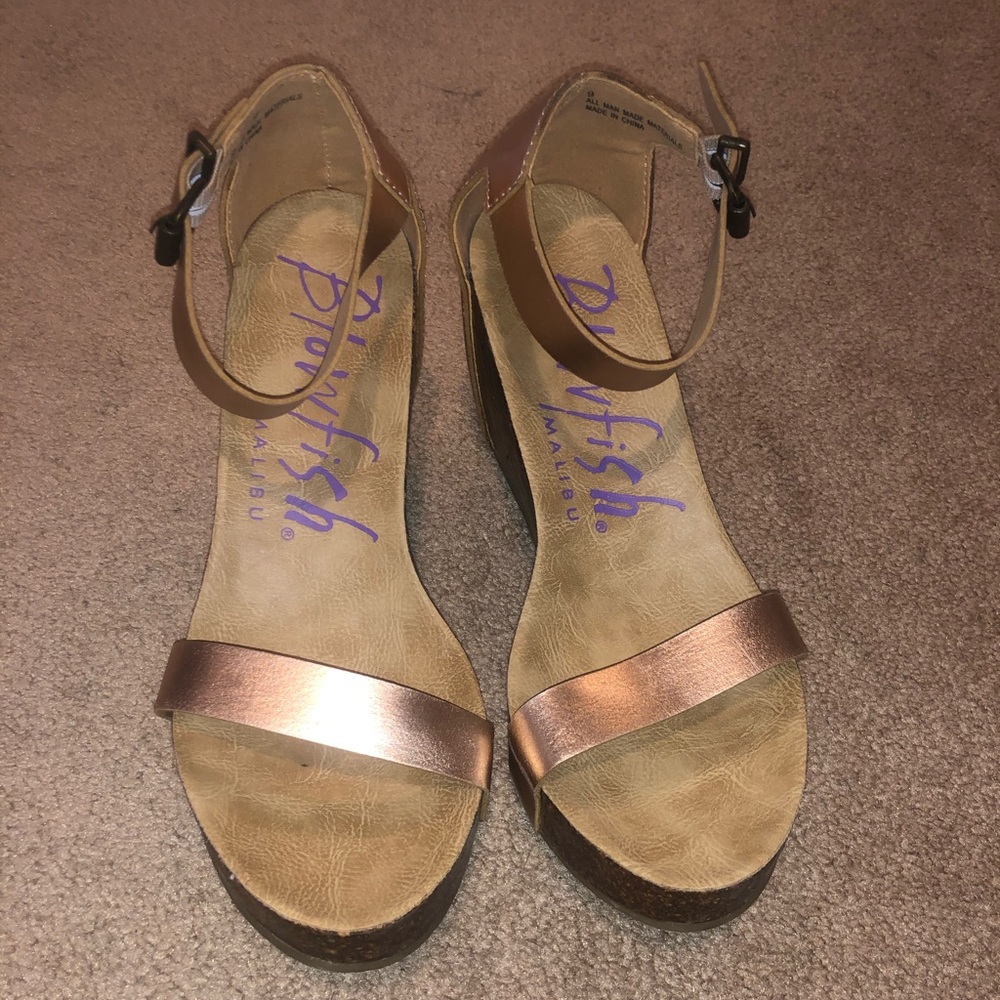 Blowfish Rose Gold Wedges/Sandals Size 9